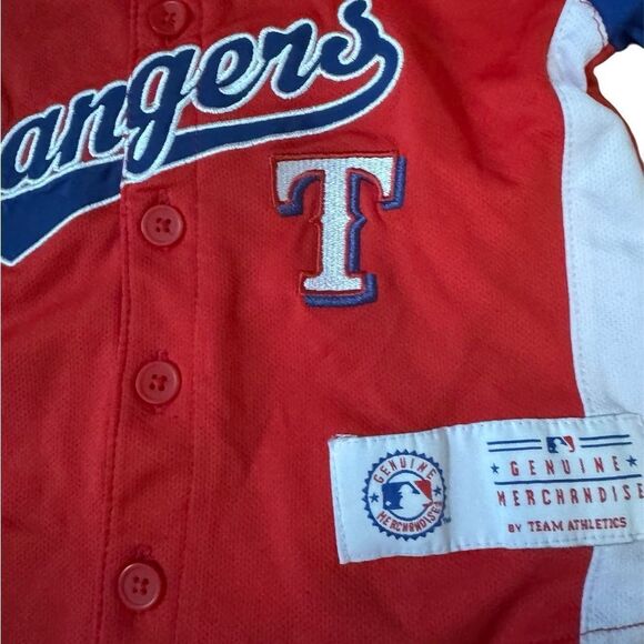 Genuine Merchandise Red and Blue Rangers Kids Jersey - Picture 4 of 6